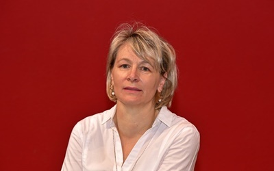 Frau Scheer, Ansprechpartner Kulturstiftung Hütte Oberwesel